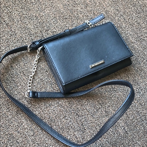 New York & Company Handbags - New York & Company black Crossbody Purse